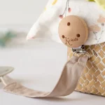 lantisor-suzeta-beige-1